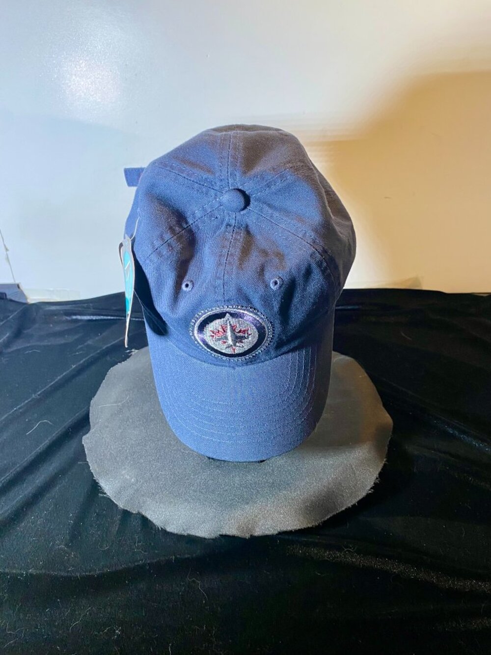 Winnipeg Jets NHL Zephyr Adjustable Ball Cap, New with Tags,